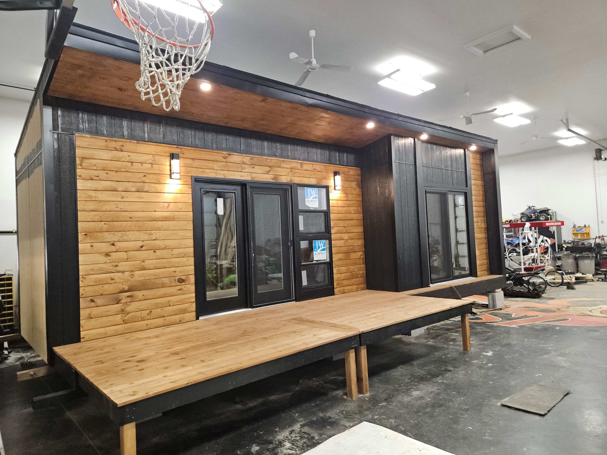 vx cabin 102